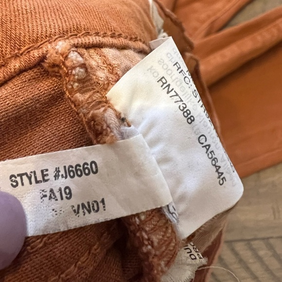 Madewell 9" Mid-Rise Skinny Jeans: Garment-Dyed Button-Front Edition - 27 - Picture 8 of 10